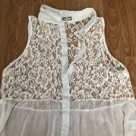 Kirra white and gold laced button down tank - Picture 3 of 5